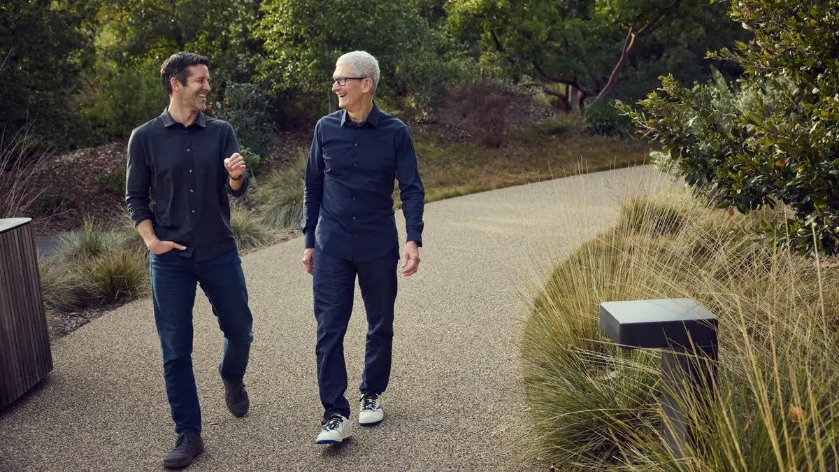 Tim Cook Steps Down as Apple CEO — John Ternus Named Successor, Effective September 1 Apple confirmed: Tim Cook steps down as CEO September 1, 2026. John Ternus, SVP Hardware Engineering, becomes CEO. Cook becomes executive chairman. Full breakdown, Ternus background, what changes.